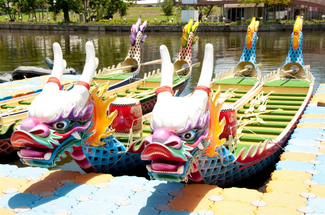 Active Seniors: Dragon Boat Racing / Kissing Point Park